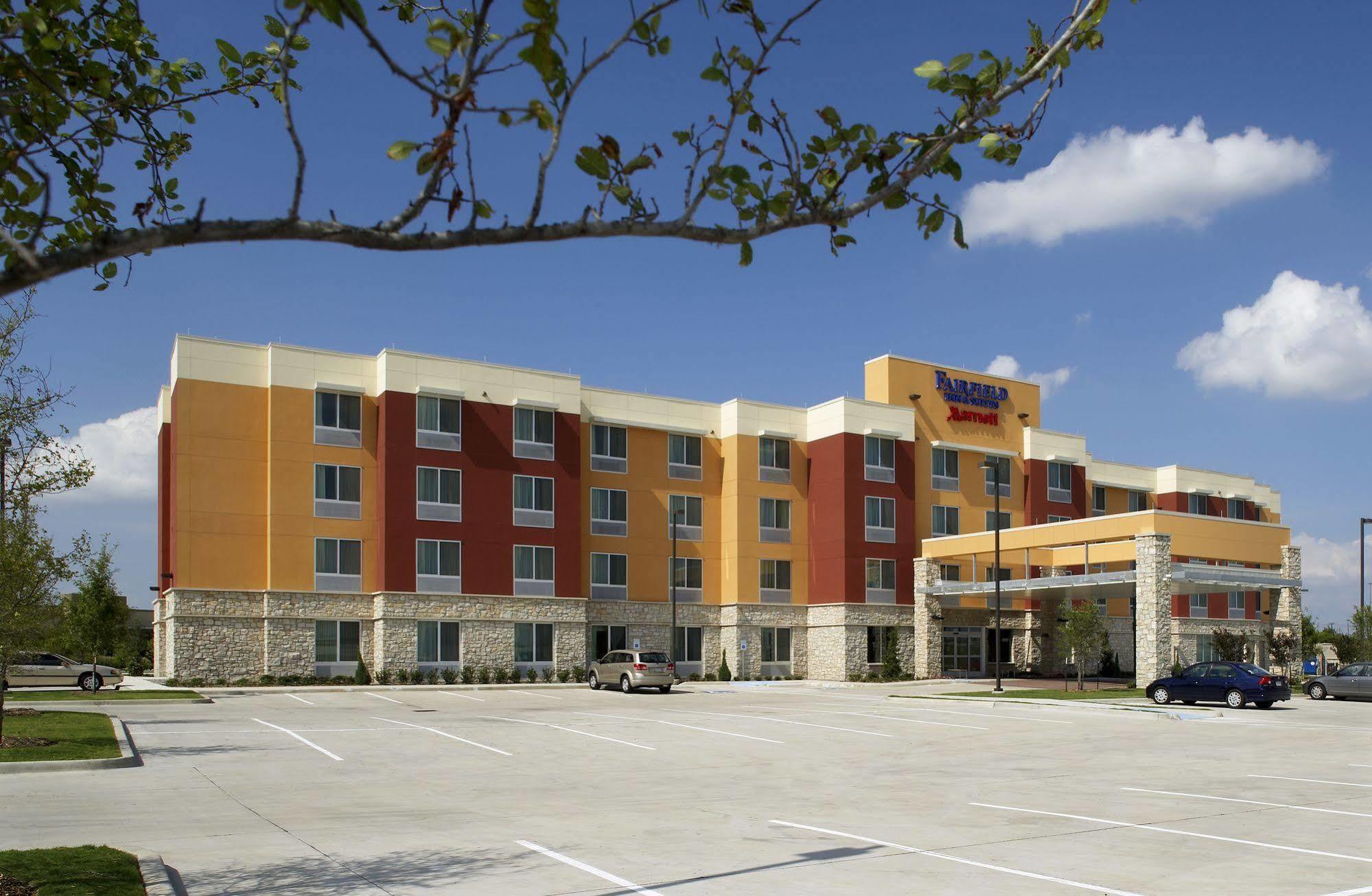 Fairfield Inn & Suites By Marriott Dallas Plano The Colony Dış mekan fotoğraf